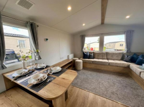 Eden Holiday Home